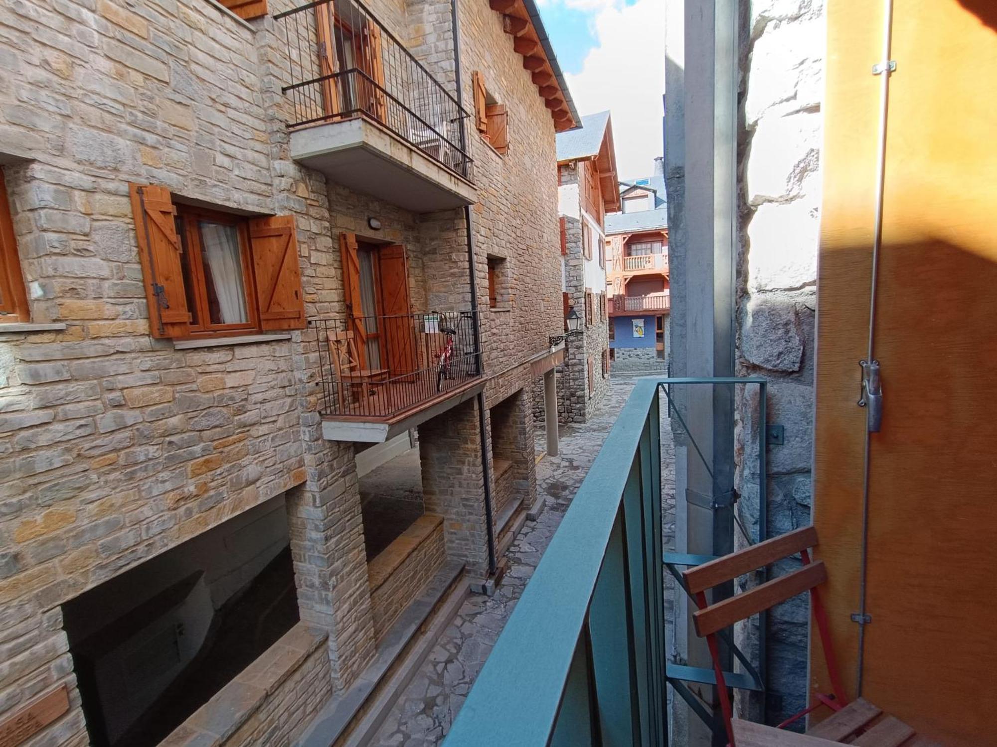 Apartamento Inmocyma Tu Refugio En Benasque Exterior foto